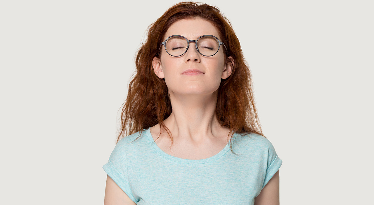 prevent-anger-img woman meditating to prevent anger